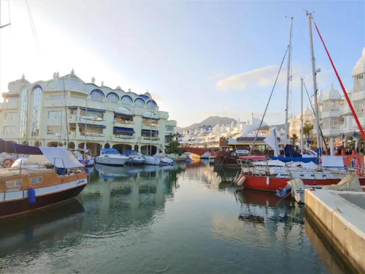 Benalmadena Beachfront Puerto Marina Sunrise Exterior foto